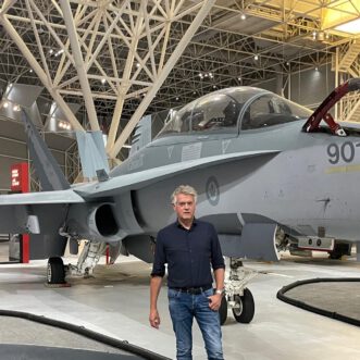 #5: Verkeersleiders worden beter als ze zelf leren vliegen